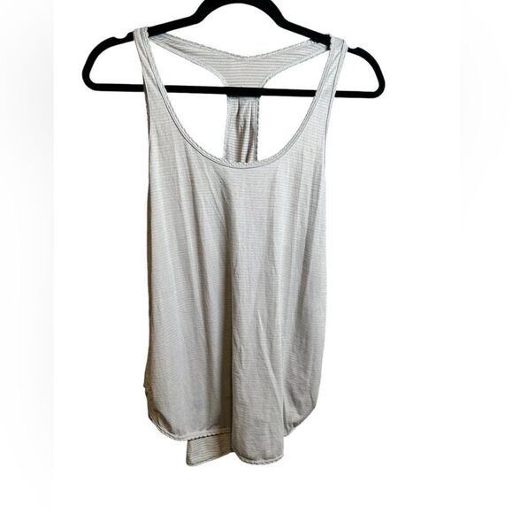 GUC Lululemon Women’s 105 F Singlet Athletic Workout Tank Silver Slate- Size 6 - Picture 4 of 7
